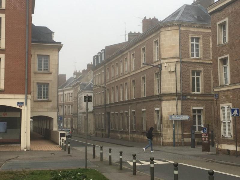 Location bureaux 450 m² non divisibles