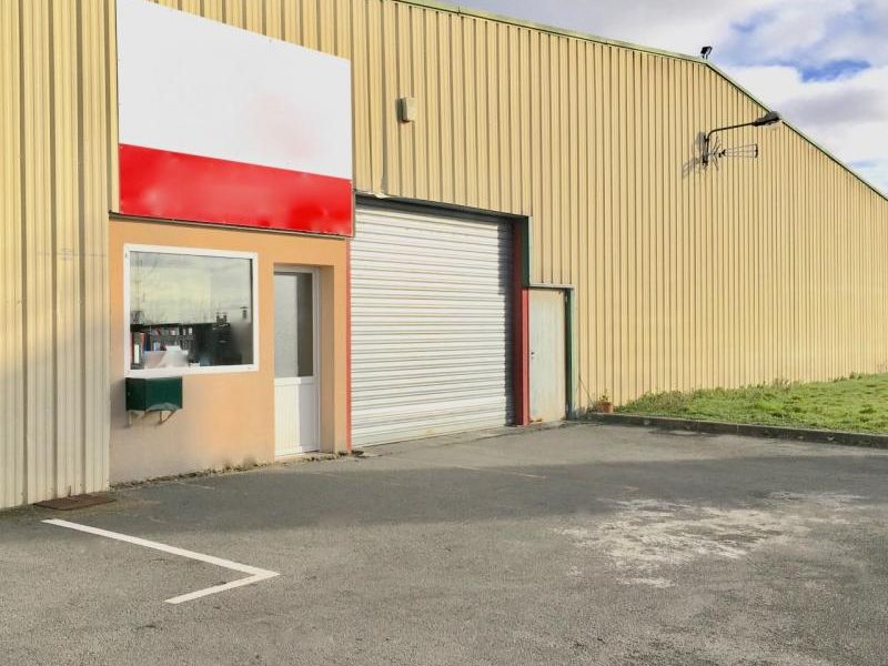 Location entrepôts 752 m² non divisibles