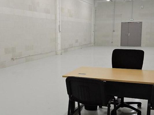 Location entrepôts 131 m² divisibles à partir de 98 m²