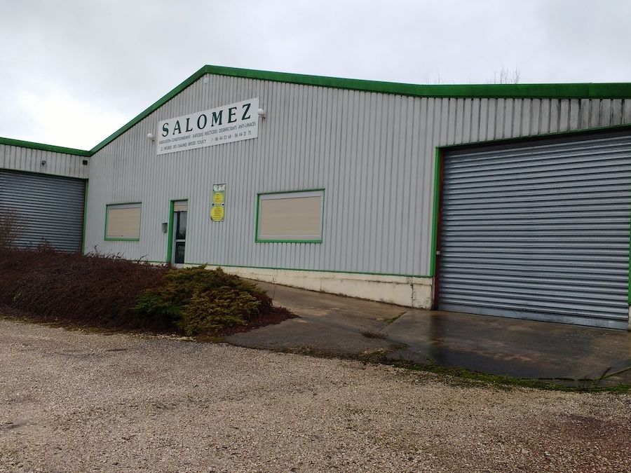 Location entrepôts 1000 m² non divisibles