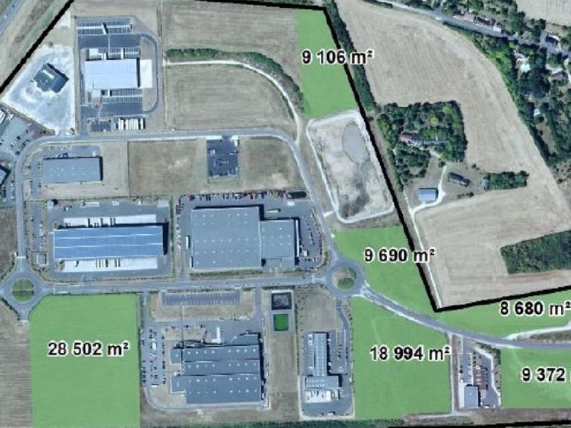 Vente terrain 9106 m² non divisibles