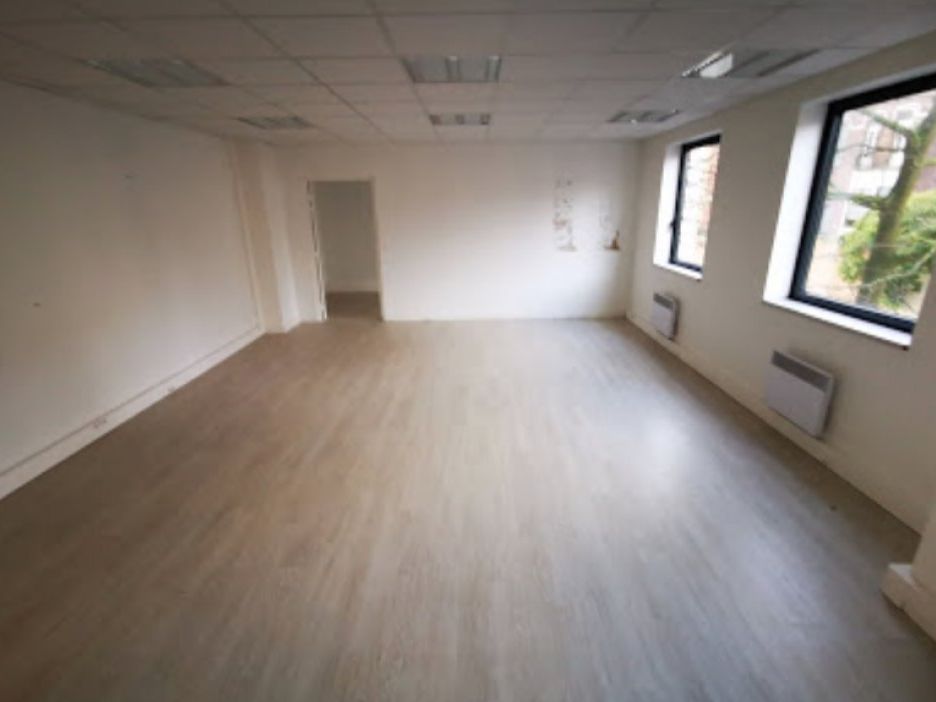 Location bureaux 57 m² non divisibles