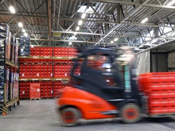 Location entrepôts 636 m² non divisibles