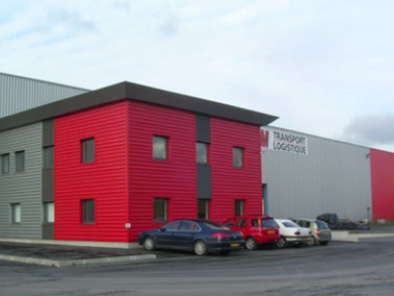 Location entrepôts 1616 m² non divisibles