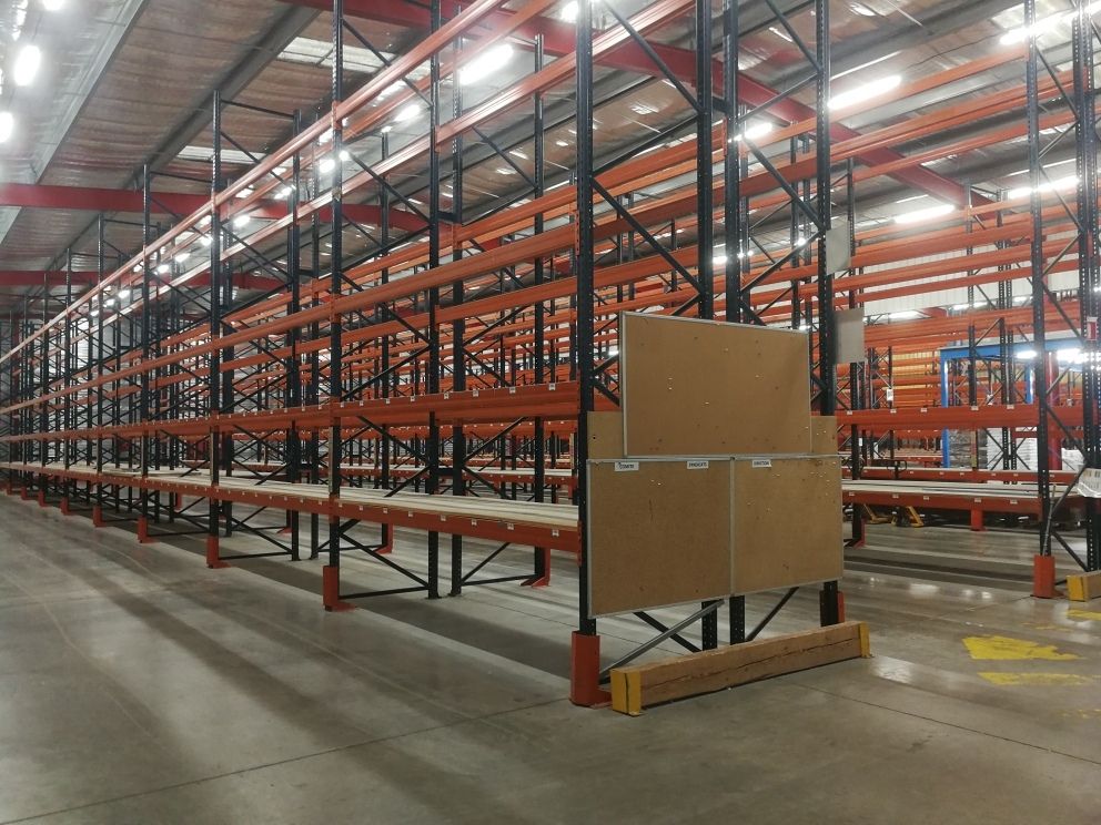 Location entrepôts 8500 m² non divisibles