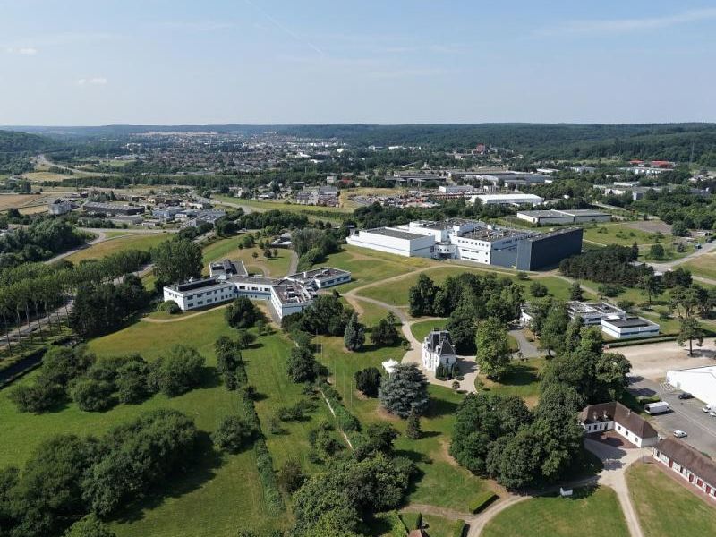 Vente terrain 400000 m² divisibles à partir de 50000 m²