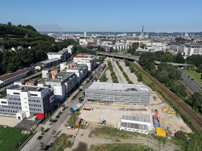 Vente terrain 15000 m² divisibles à partir de 5000 m²