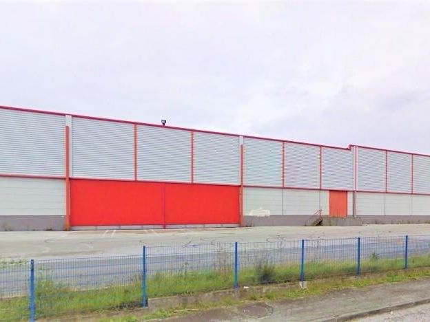 Location entrepôts 3350 m² non divisibles