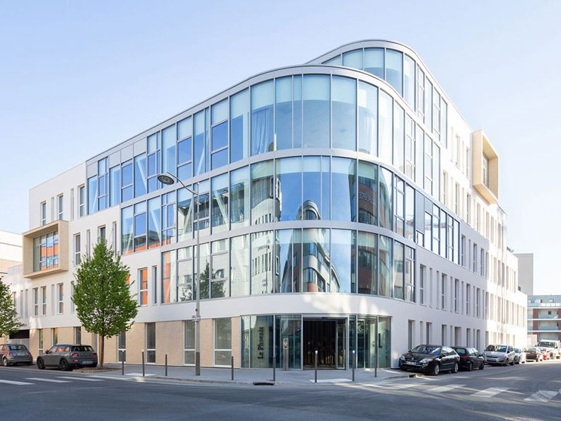 Location bureaux 4200 m² divisibles à partir de 130 m²