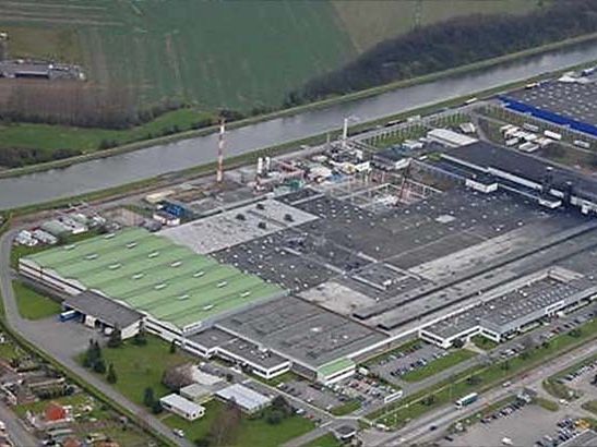 Location entrepôts 50000 m² divisibles à partir de 1000 m²