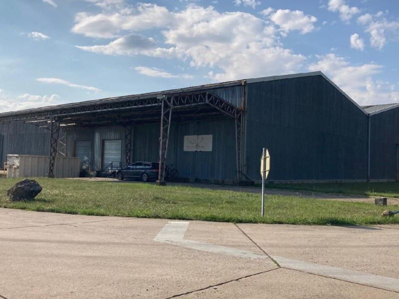 Location entrepôts 5360 m² non divisibles