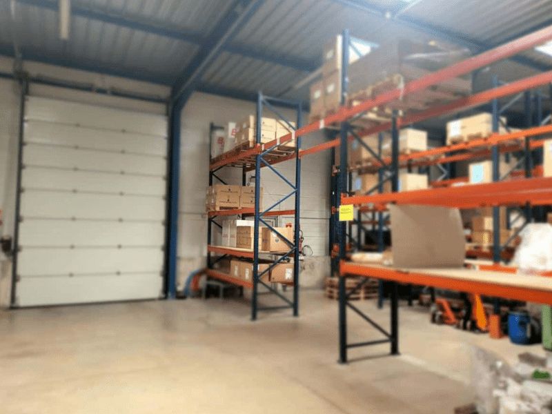 Location entrepôts 715 m² divisibles à partir de 230 m²