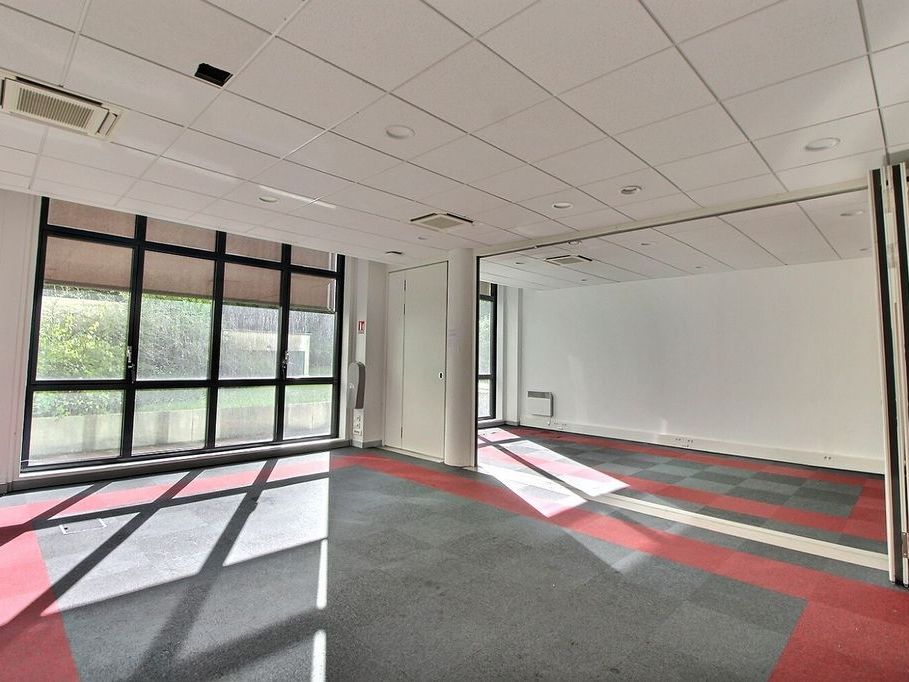 Location bureaux 113 m² non divisibles