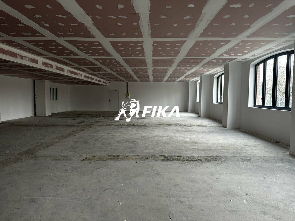 Location bureaux 400 m² non divisibles