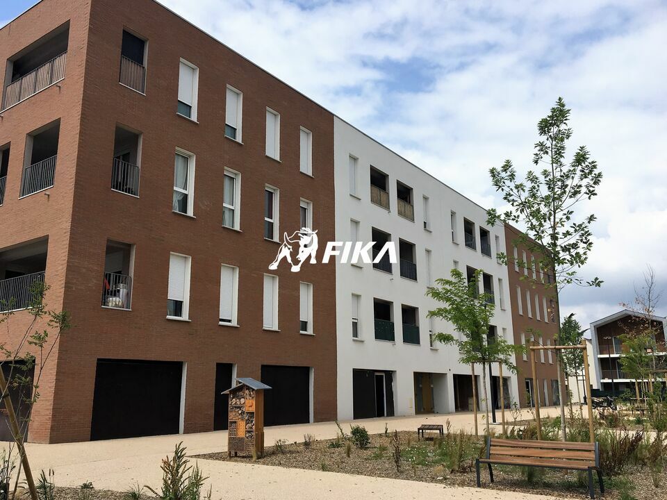 Vente local commercial 332 m² non divisibles