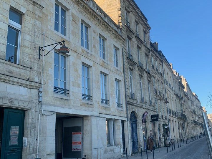 Location bureaux 130 m² non divisibles