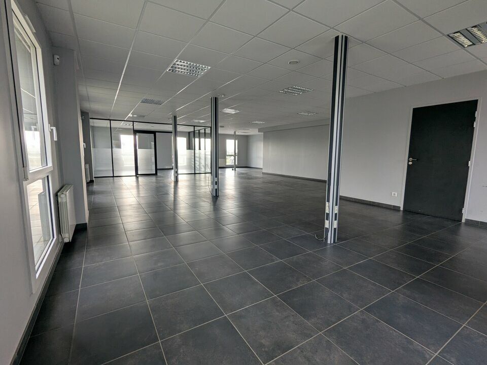 Location bureaux 145 m² non divisibles