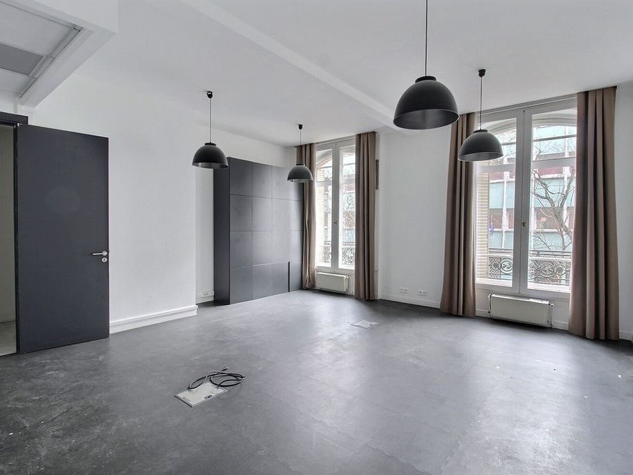 Location bureaux 375 m² divisibles à partir de 110 m²