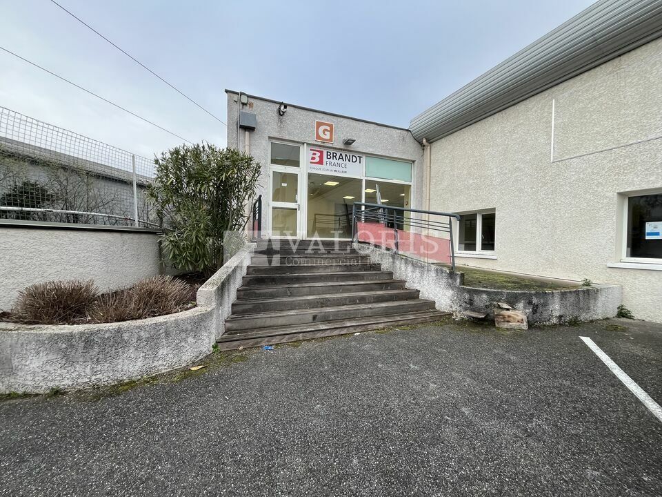 Location activité/entrepôt - 1449 m²