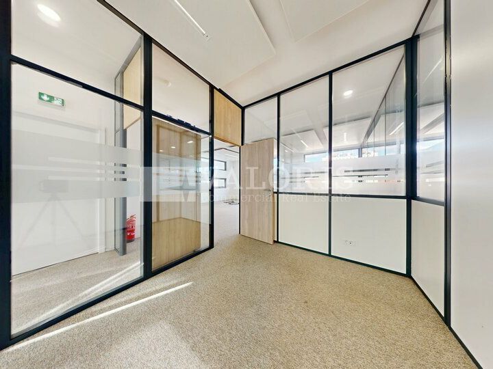 403.62 m² pour ce bureaux en location à Lyon 2