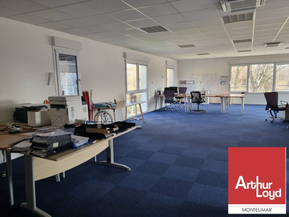 Location bureaux 187 m² non divisibles