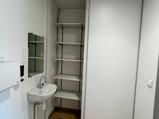 Plusieurs cellules de locaux d'activité disponibles - Montpellier Est 