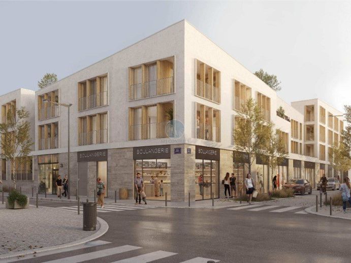 Location local commercial 602 m² à OLIVET