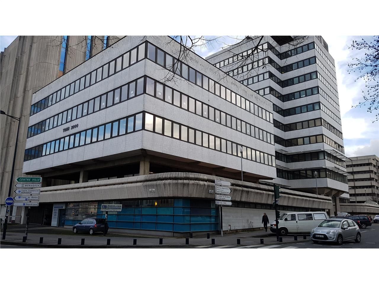 Vente bureaux 550.00 m² à BORDEAUX