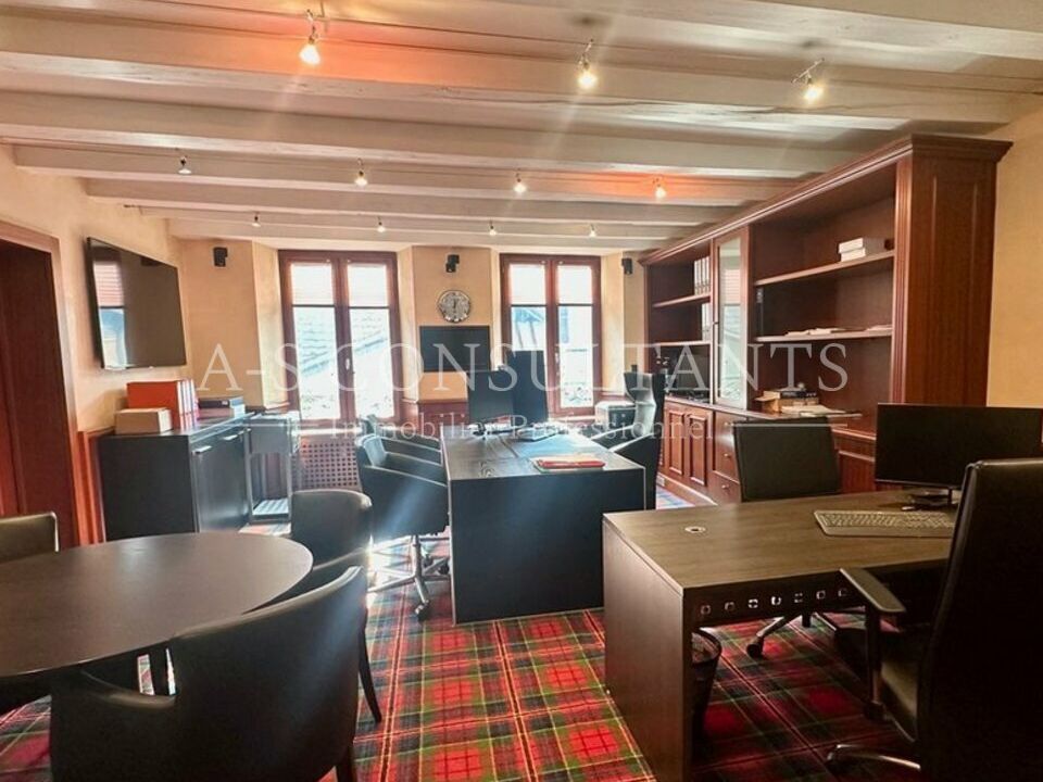 Location bureaux 60 m² non divisibles