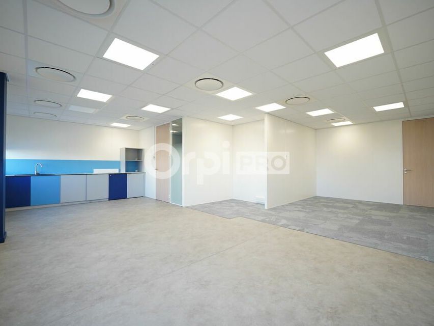 Location bureaux 1229 m² non divisibles