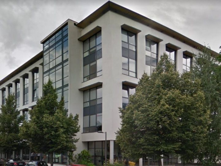 Location bureaux 122 m² non divisibles