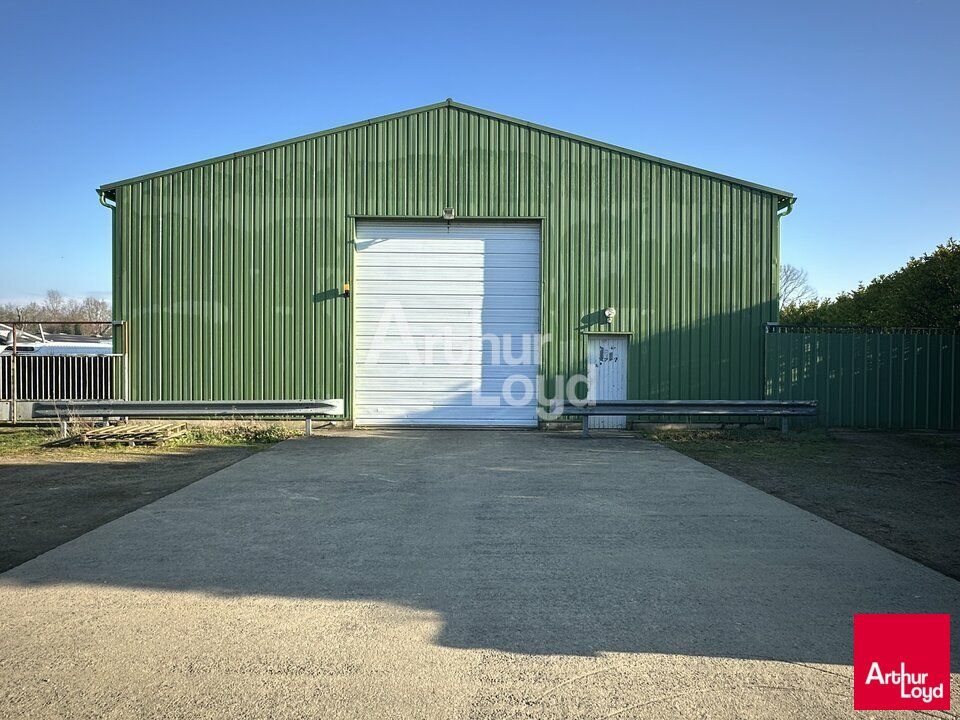 Vente local d''activites 450 m² non divisibles