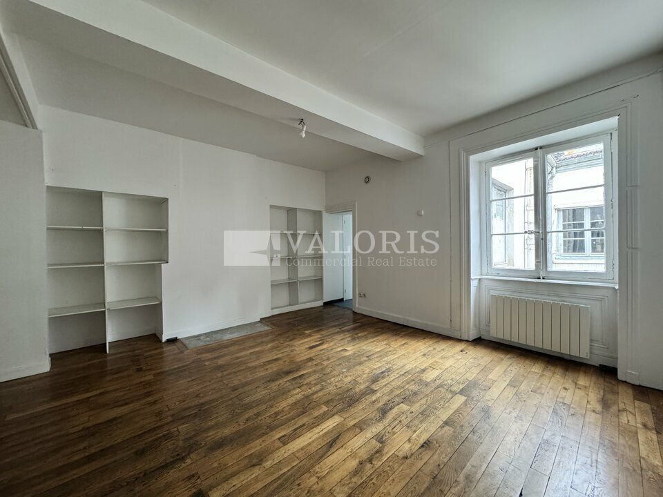 Location bureaux 119 m² non divisibles