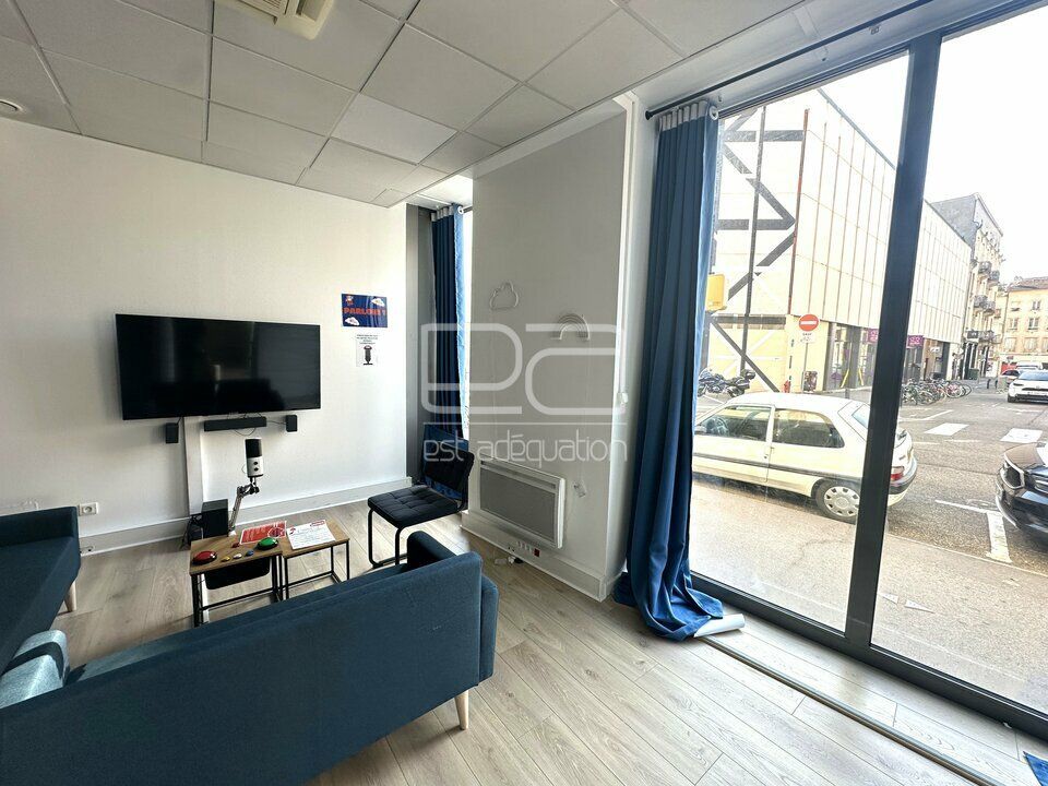 À louer – Local commercial avec vitrine – 123 m² – Nancy, proximité Place Stanislas