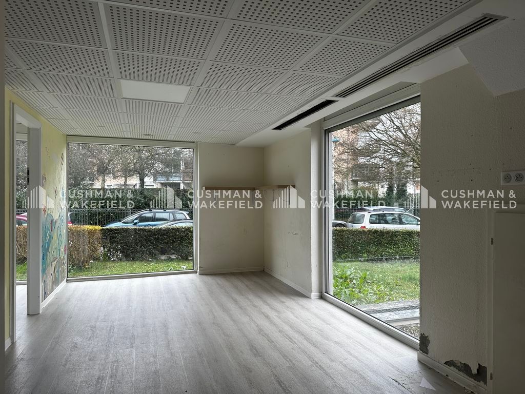 Location bureaux 107 m² non divisibles