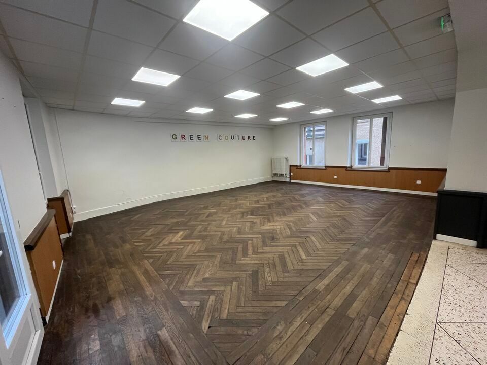 À VENDRE – IMMEUBLE MIXTE EN PLEIN CENTRE-VILLE DE LEMPDES (63)