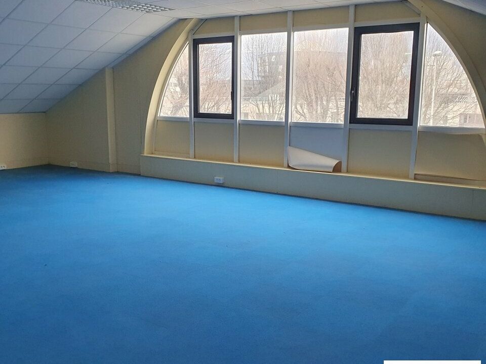 Location bureaux 79 m² non divisibles