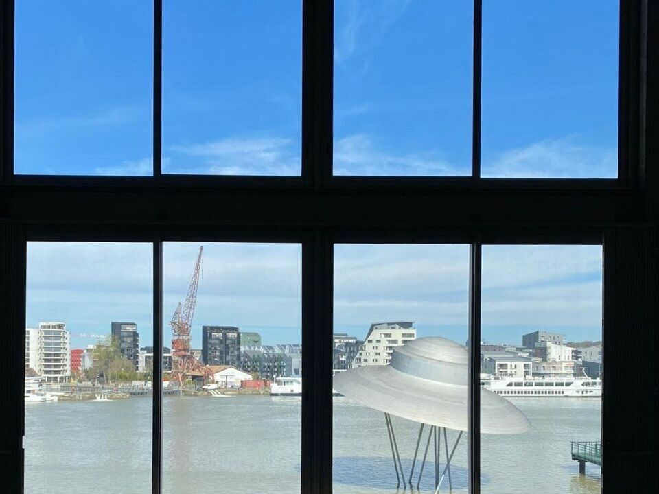 Bureaux avec vue incroyable