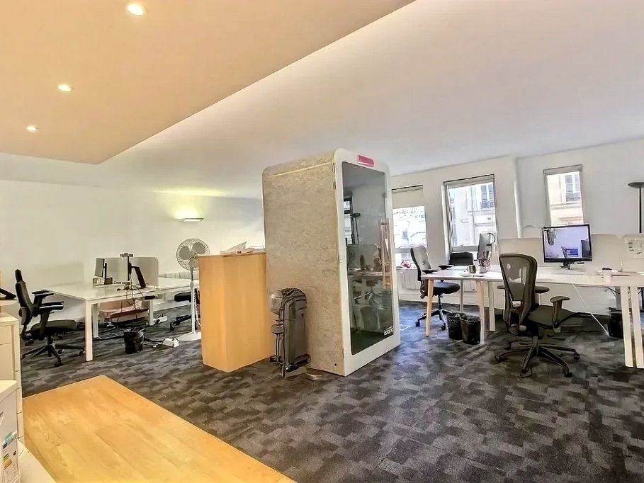 Location bureaux 136 m² non divisibles