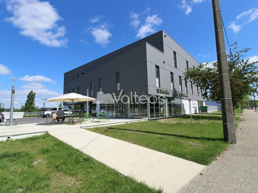 Location bureaux 92 m² non divisibles