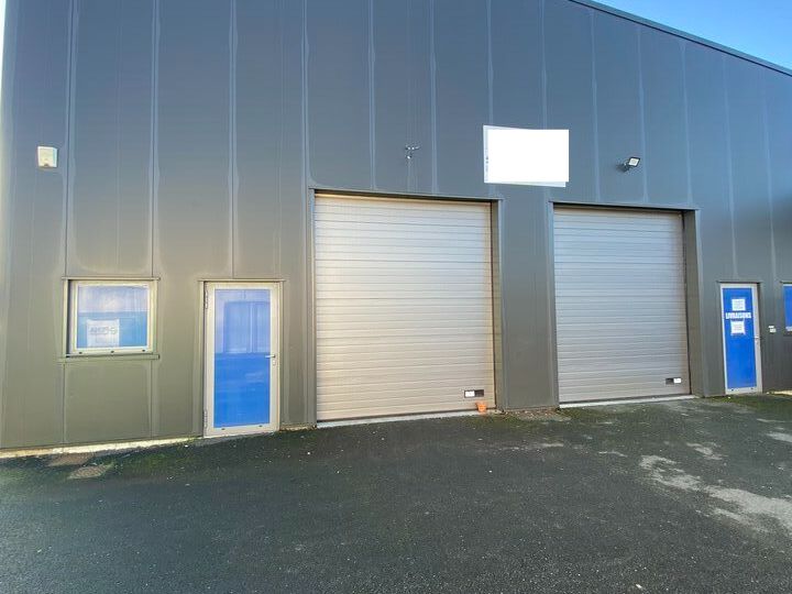 Location local d''activites 560 m² non divisibles