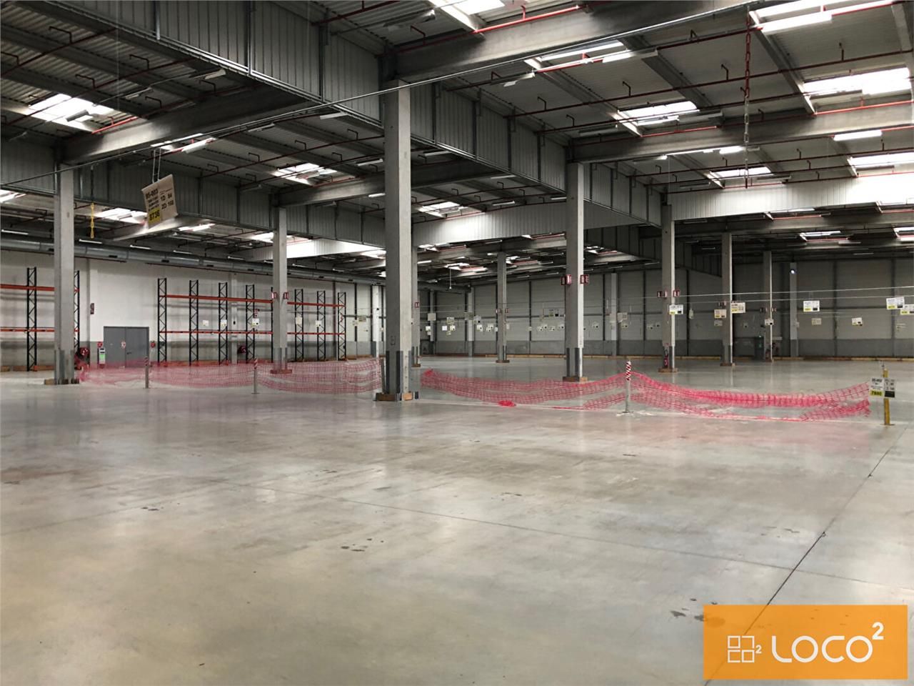 Location local 6234.00 m² à BAZIEGE