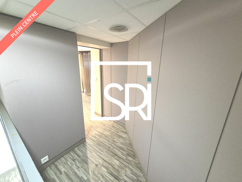 75 m² pour ce local commercial en location à Clermont ferrand