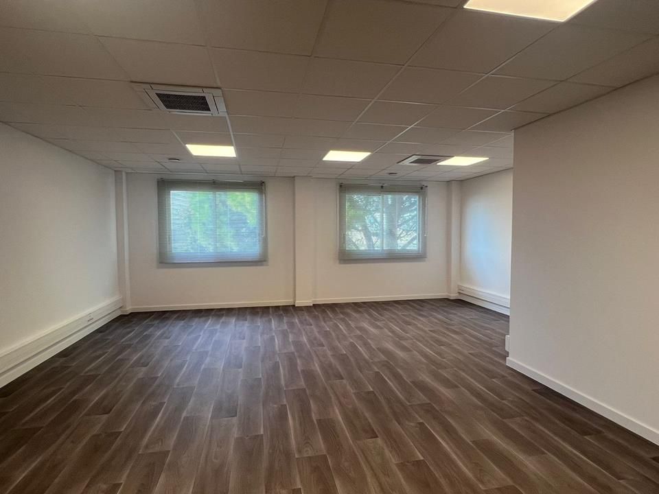 WhatsApp Image 2024-10-17 at 16.04.58 (2)