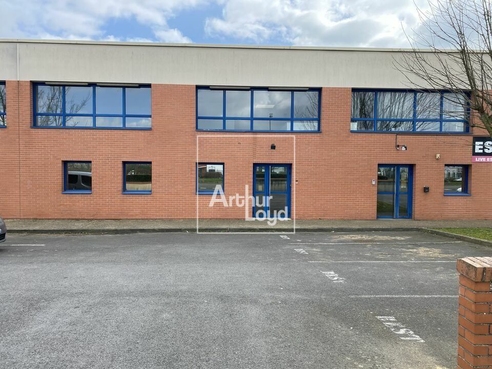 Location local d''activites 356 m² non divisibles