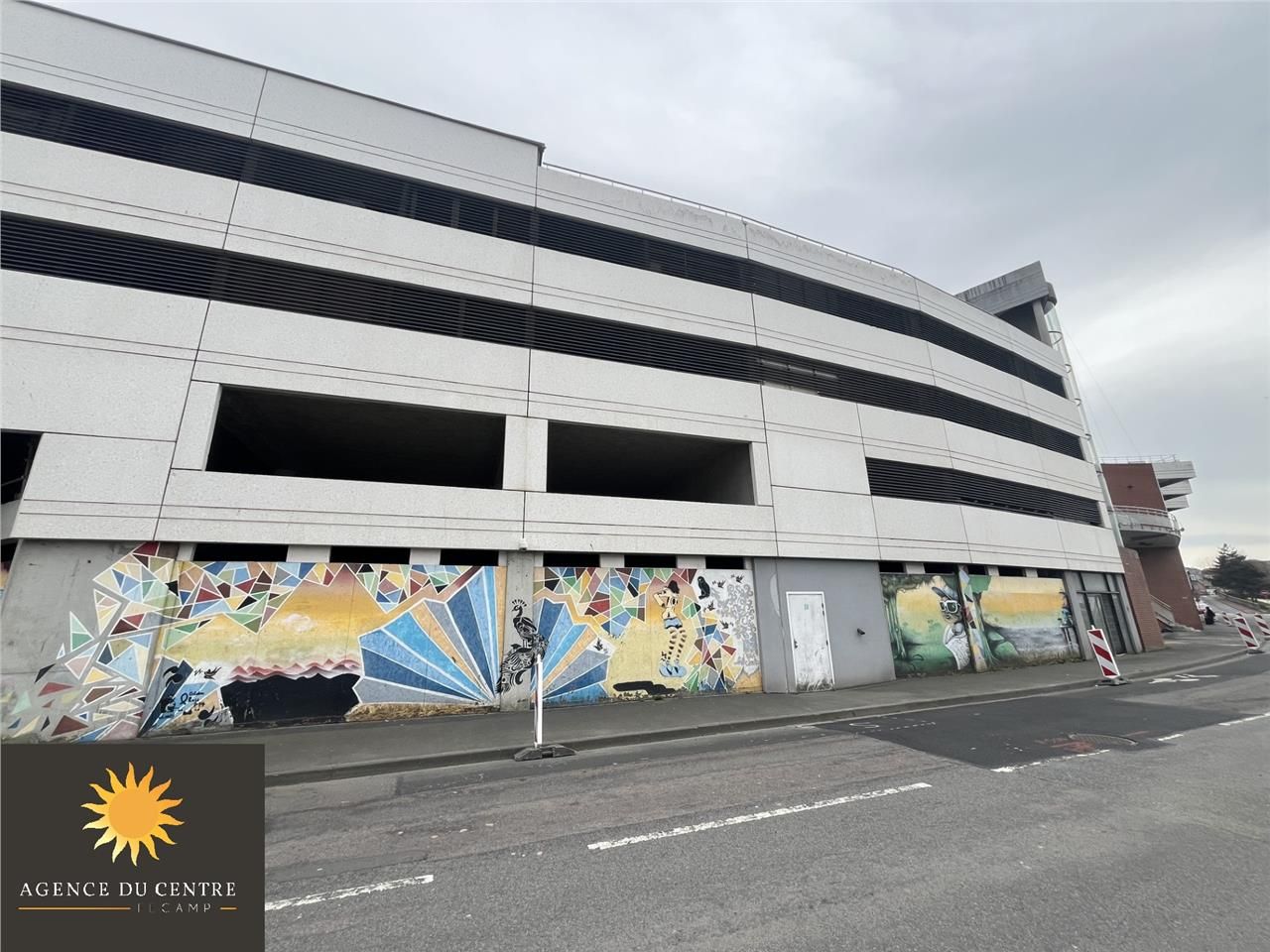 Location local commercial 687 m² à Fécamp