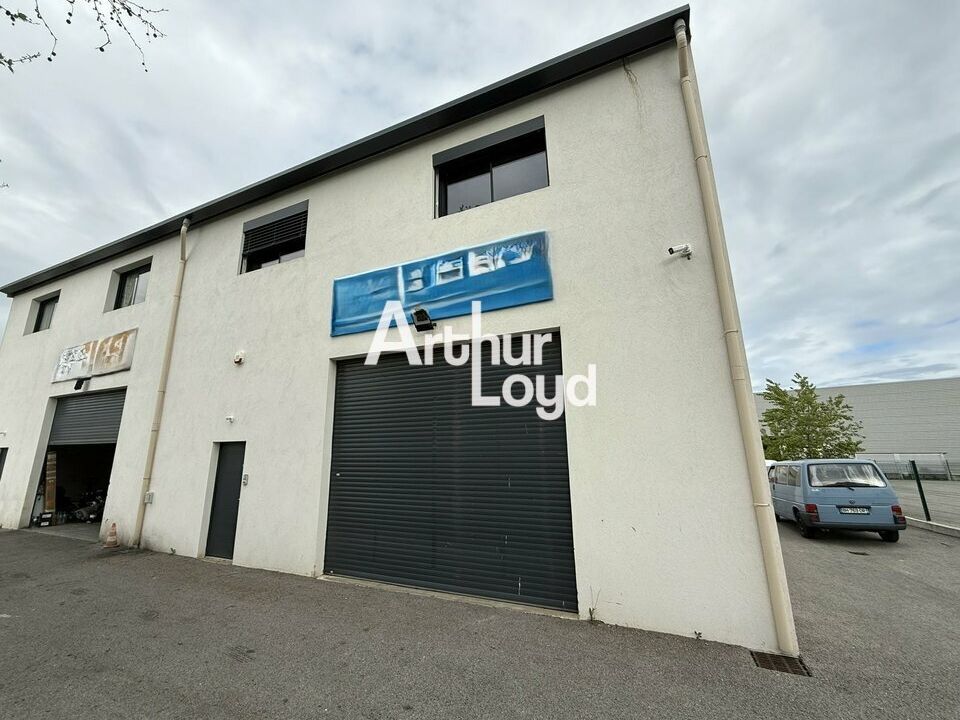 Location local d''activites 290 m² non divisibles
