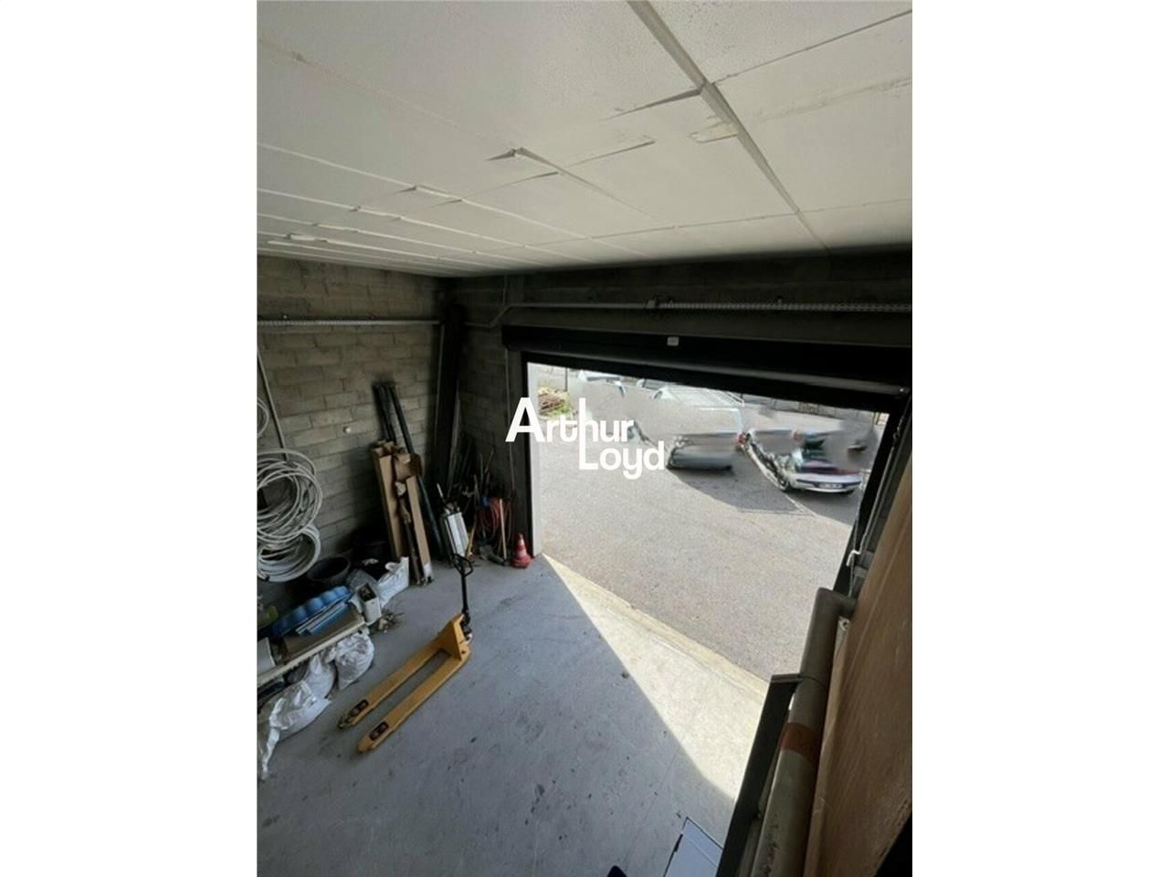 Locaux mixtes 290 m² à louer Puget-Sur-Argens