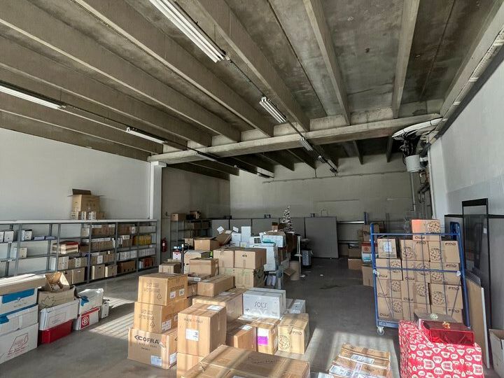 Locaux mixtes à louer Grasse