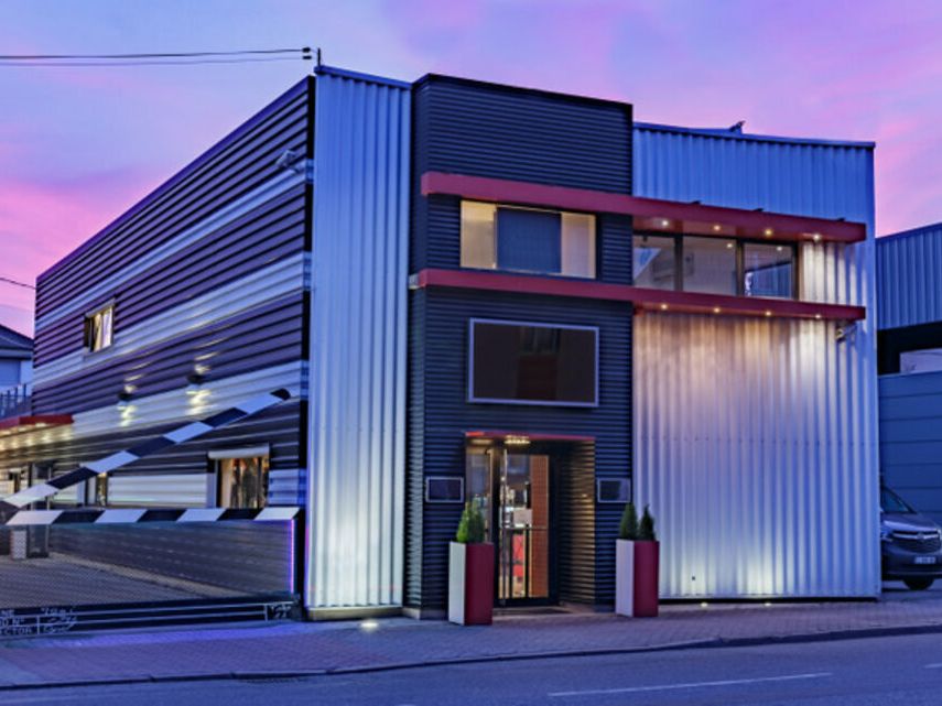 Location local commercial 450 m² non divisibles